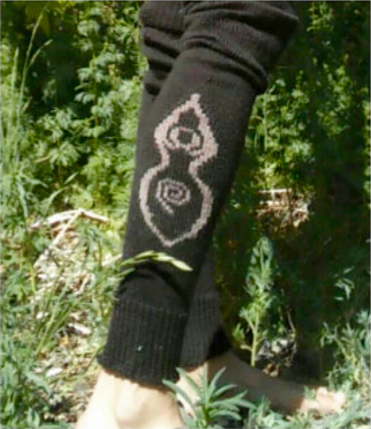 Leg warmers with design