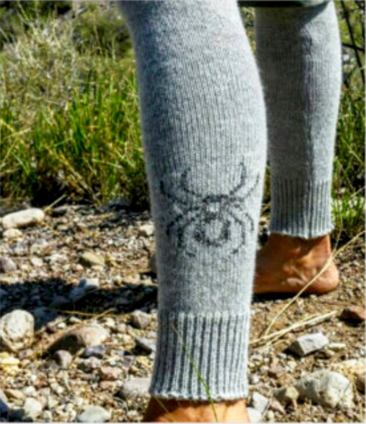 Leg warmers with design