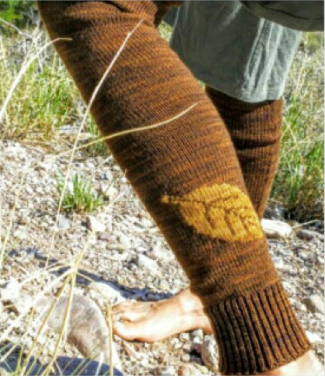 Black walnut dyed wool